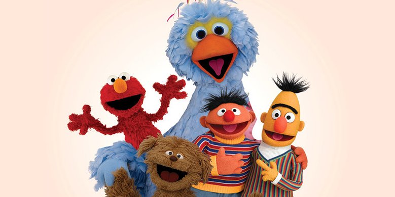 SESAMSTRAAT - De nieuwe collectie houten speelgoed  SESAMSTRAAT - De nieuwe collectie houten speelgoed